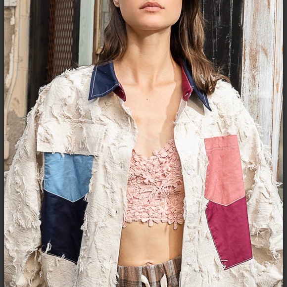 BP20🌹POL pretty white textured shacket w/color detailed pockets! Pretty+fun! - Picture 4 of 7